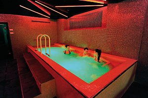Jacuzzi